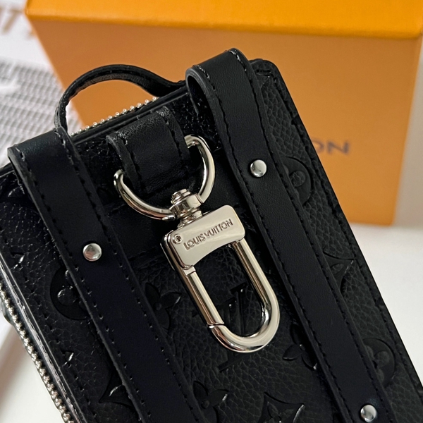 ブランドキーホルダー側面デザイン